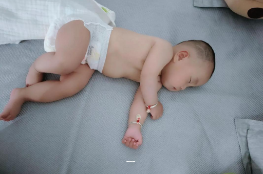 神木几个月宝宝开始长牙